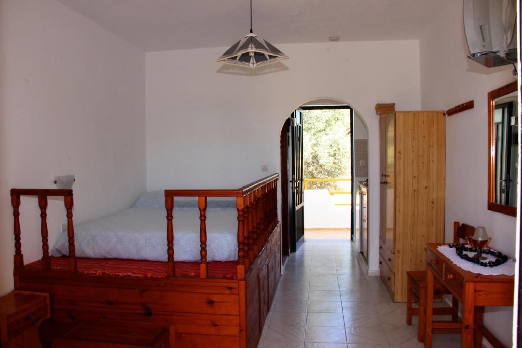 Agathi Apartment Haraki