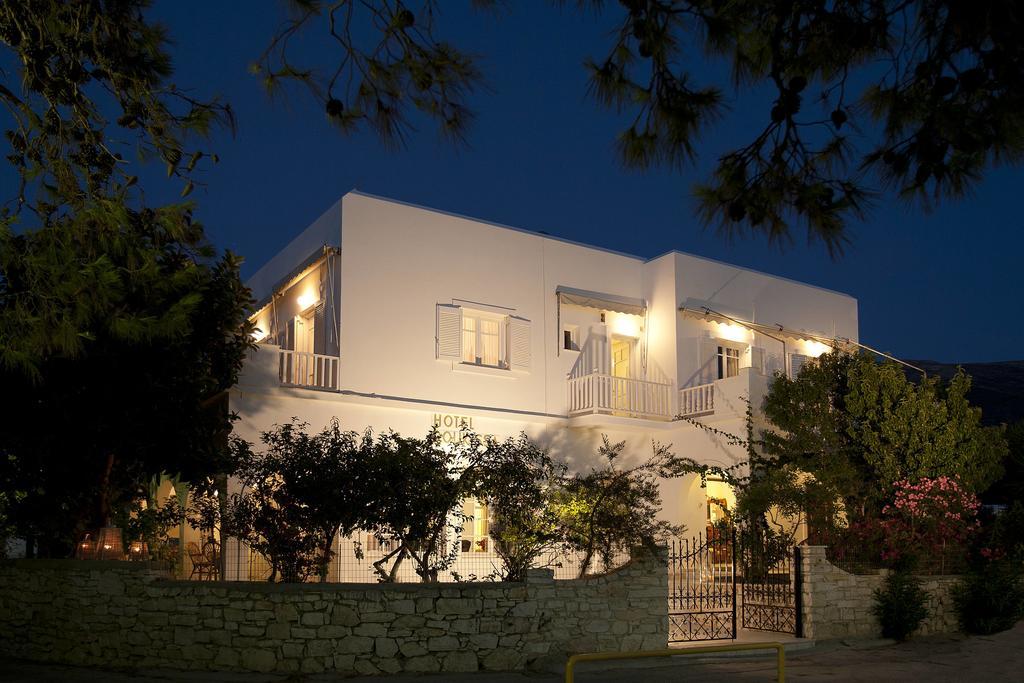Hotel Doukissa 2*