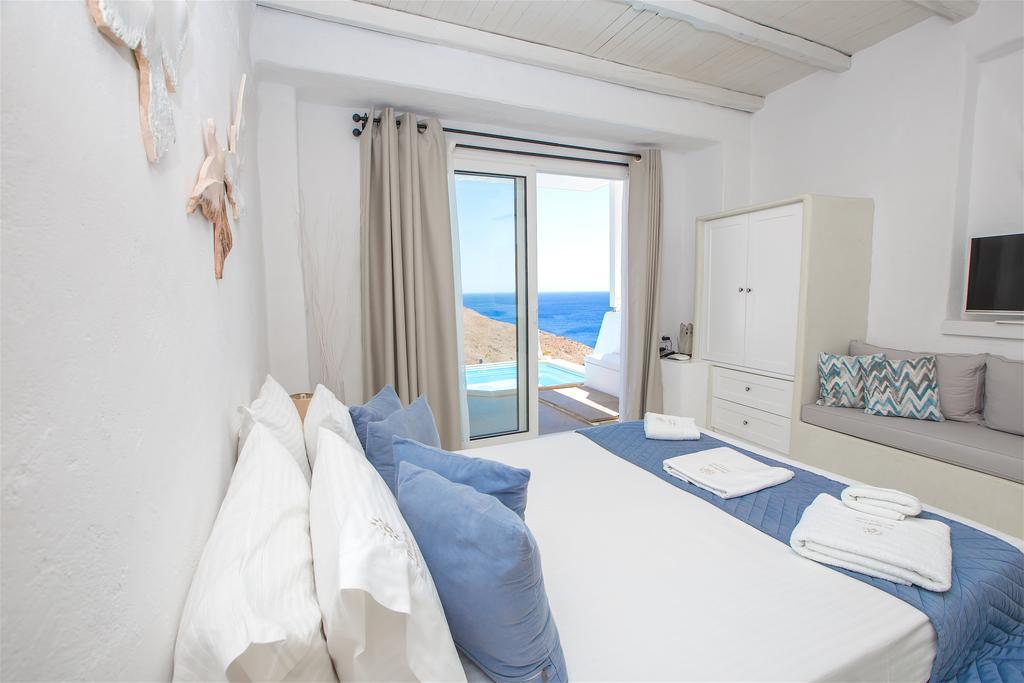 Tholaria Boutique 4*