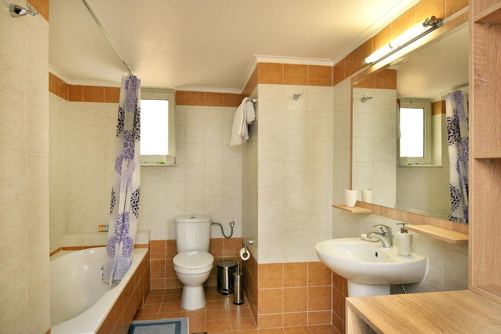 Iokasti Homes * Kato Galatas