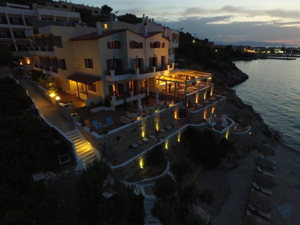Kekrifalia Hotel 2*