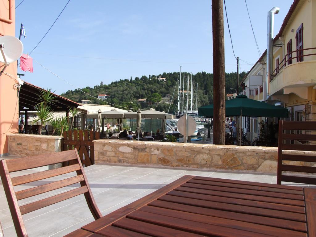Lovely Lakka (Paxos)