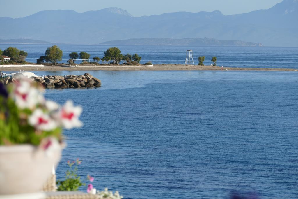 Kekrifalia Hotel