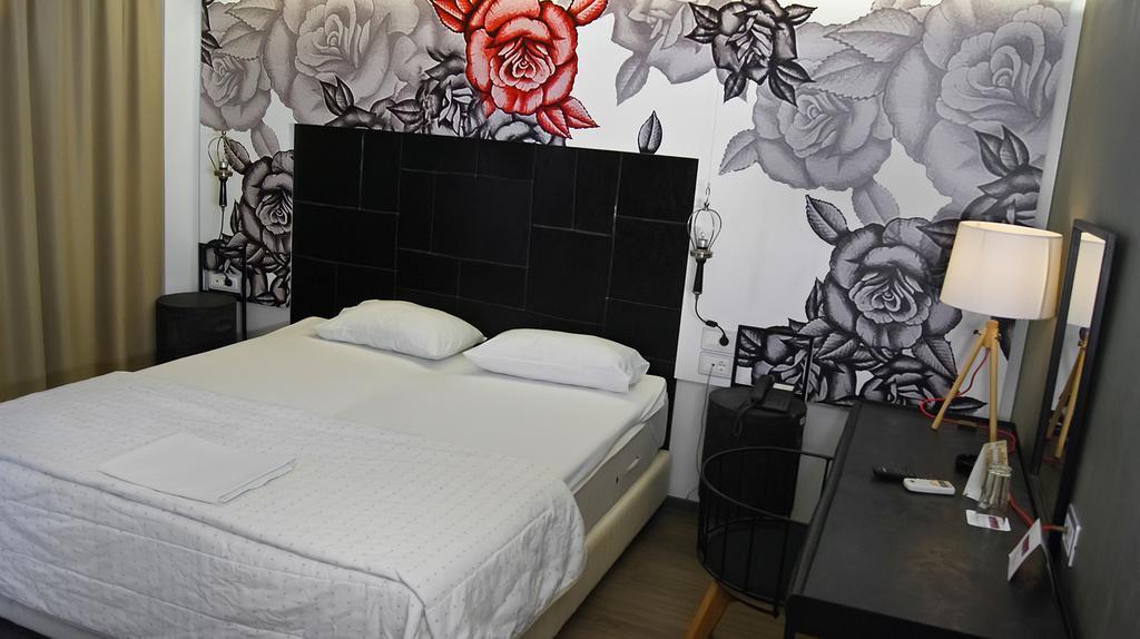 Hotel Adonis