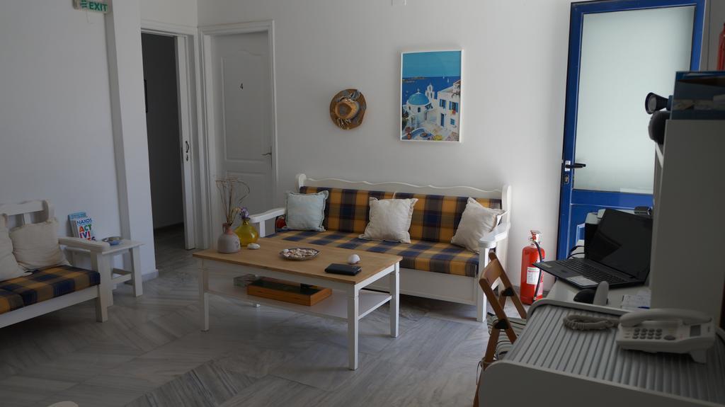 Athina Naxos Town Apartment