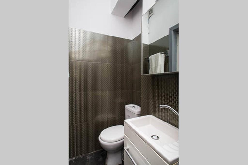 Wavedance Apartment