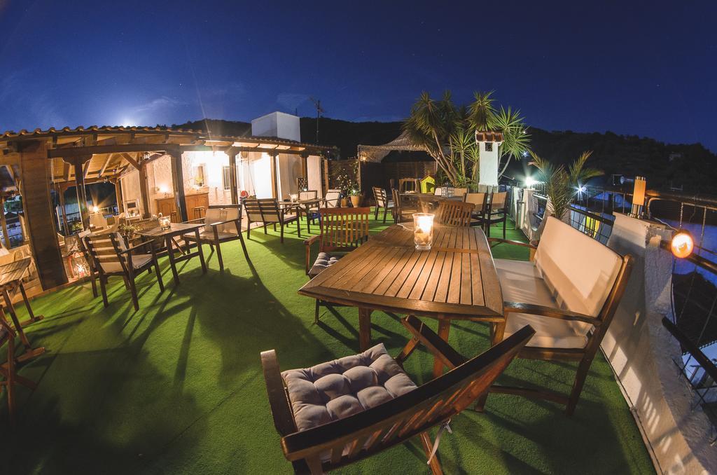 Aparthotel Katerina Neos Pirgos