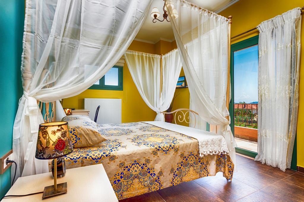 Villa Agro Art Boutique & Luxury - Two Art With Pools, Unique Decors, And A Treehouse Option