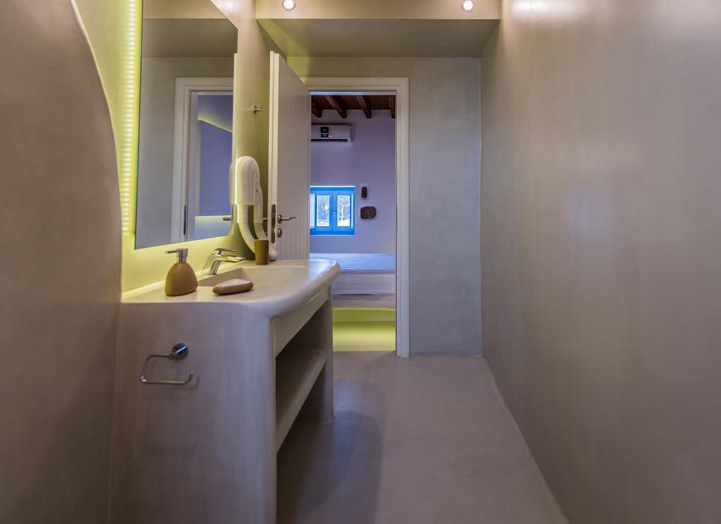 Holiday home Plaka Suites