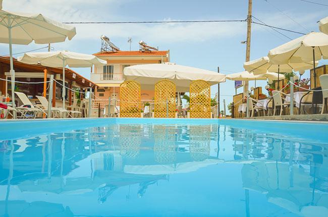 Ellas Hotel