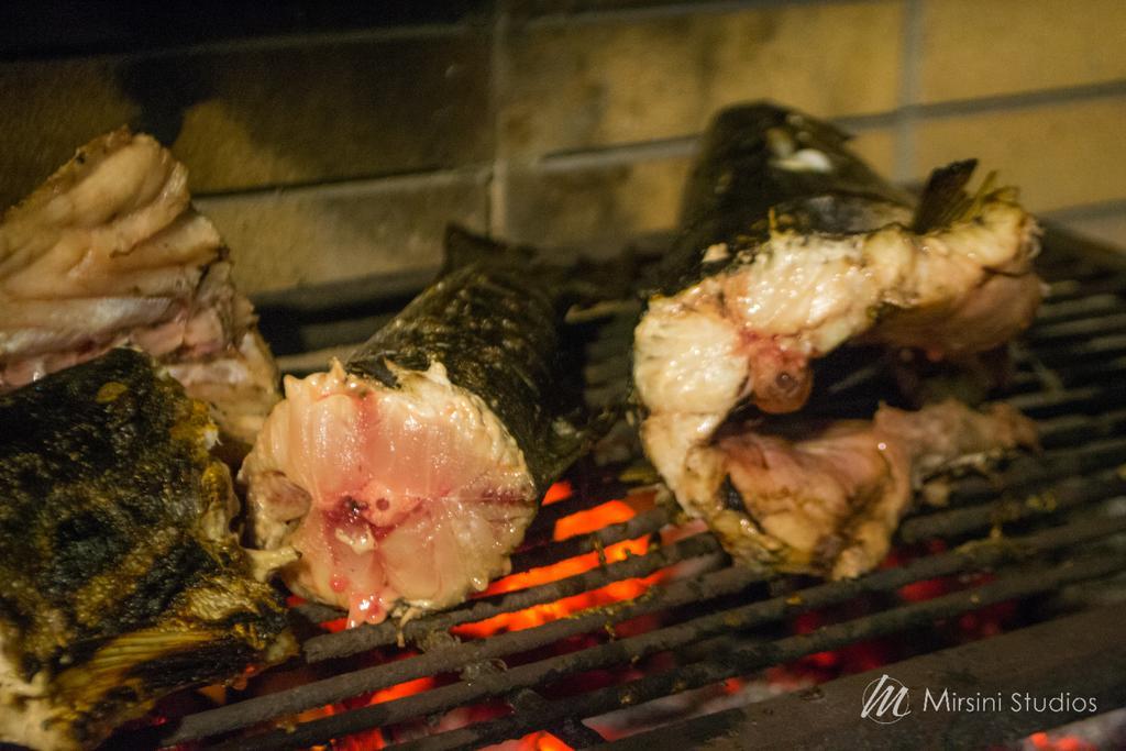Mirsini * Parasporos