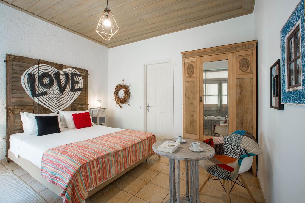 Hotel Amymone And Adiandi