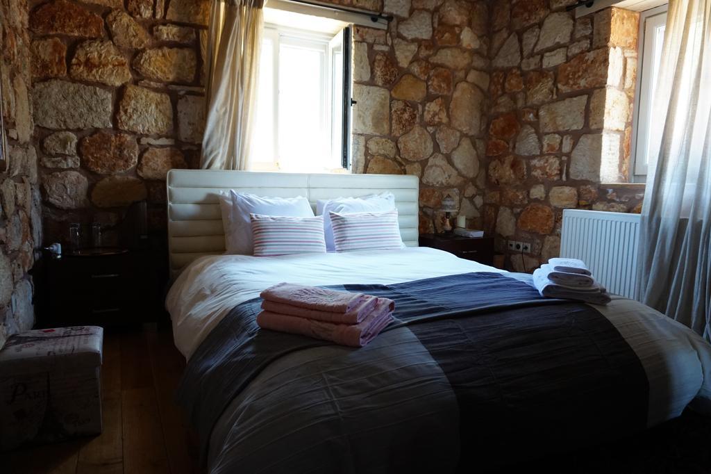 Des Hiboux A Egee Villa *