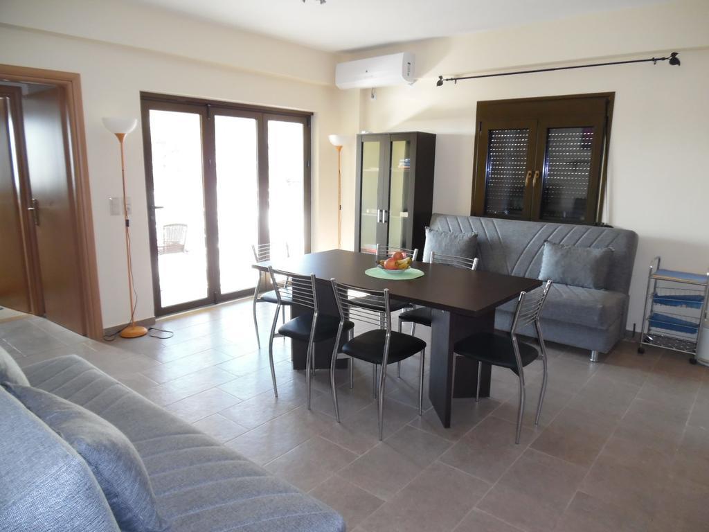 Artemis Appartments Pitsidia