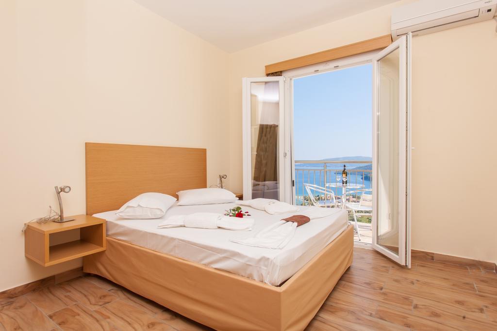 Odysseas Villa *