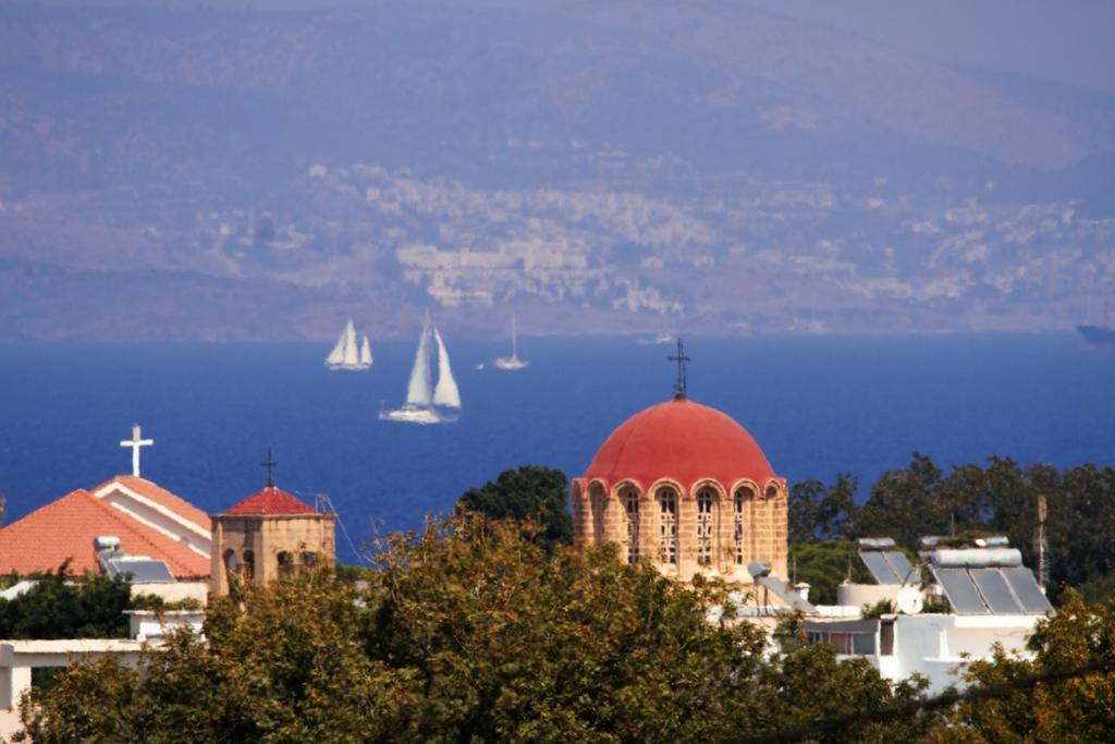 Aparthotel Ampavris Family 3*