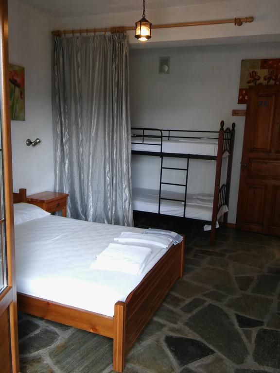 Hotel Narkissos 2*