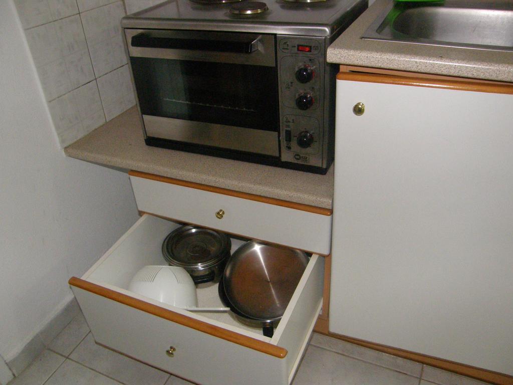 Neilis Apartment