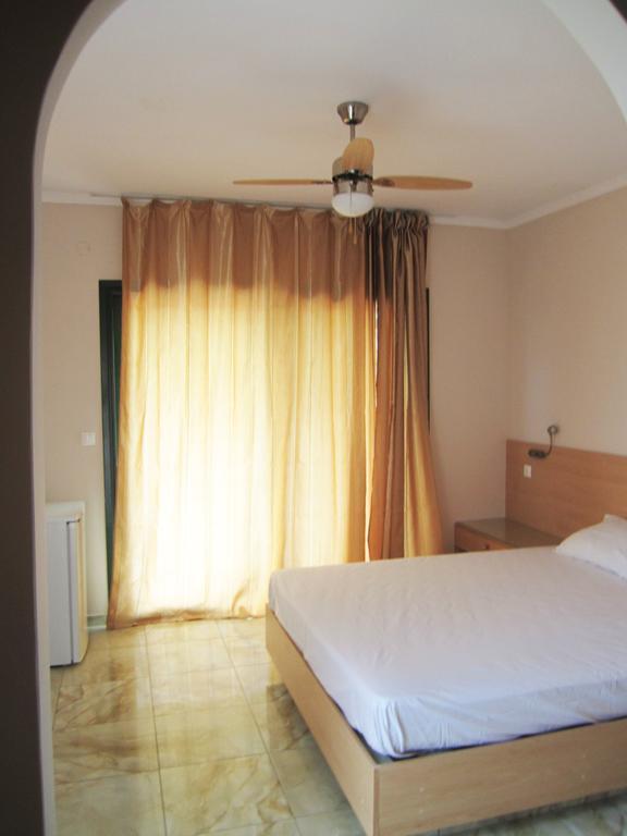 Santa Xenia Apartment
