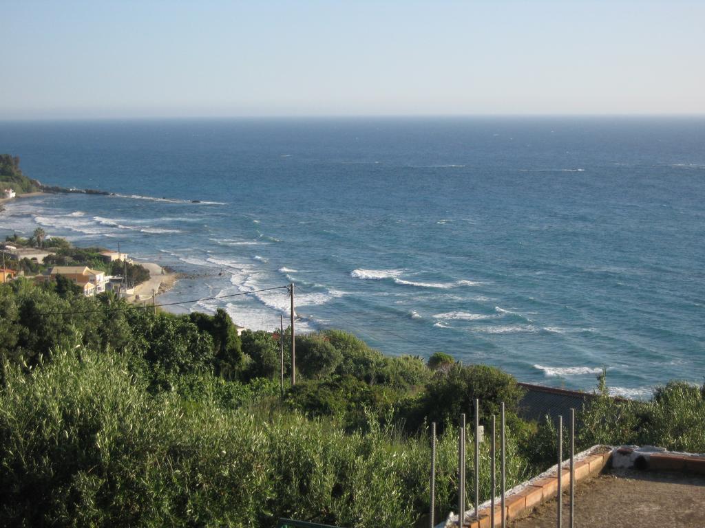 Apartment Areti *