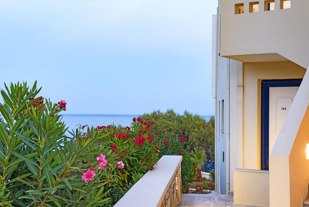 Apartment Sea Breeze Chios Monolia