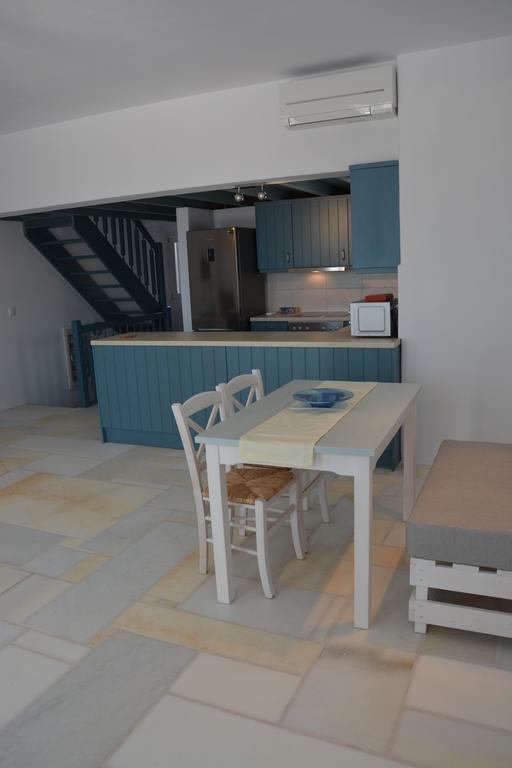 Apartment White Blue & Parikia (Paros)