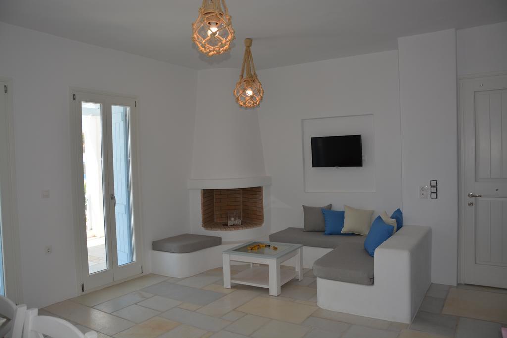 White Blue & Apartment *