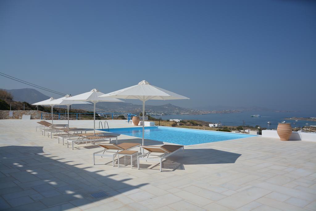 Apartment White Blue & Parikia (Paros)