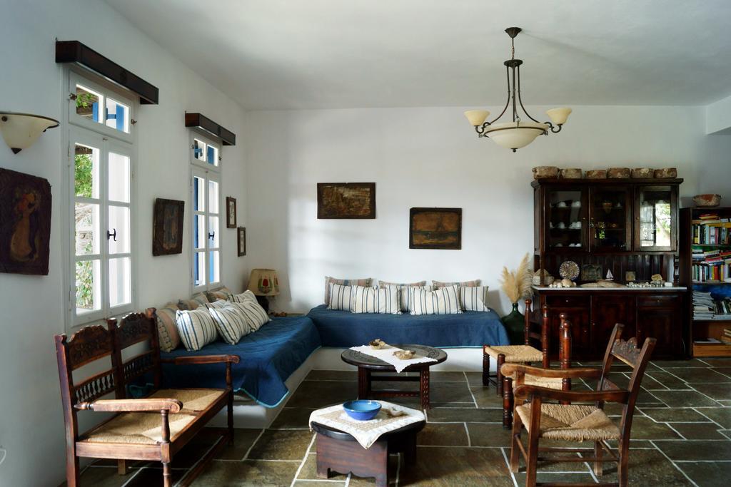 Fassolou Aparthotel Faros (Sifnos)