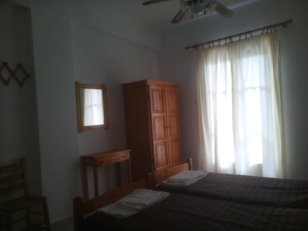 Karagiozos Studios & Apartment Skopelos Town