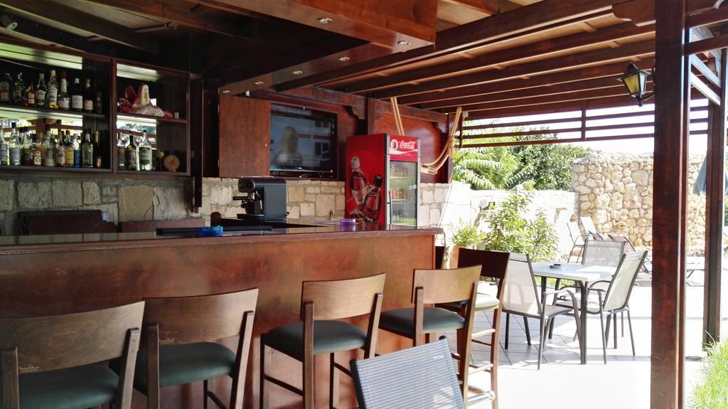 Dimitris 3* Matala (Crete)