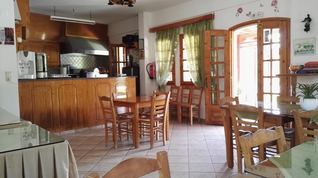 Bed & Breakfast Dimitris