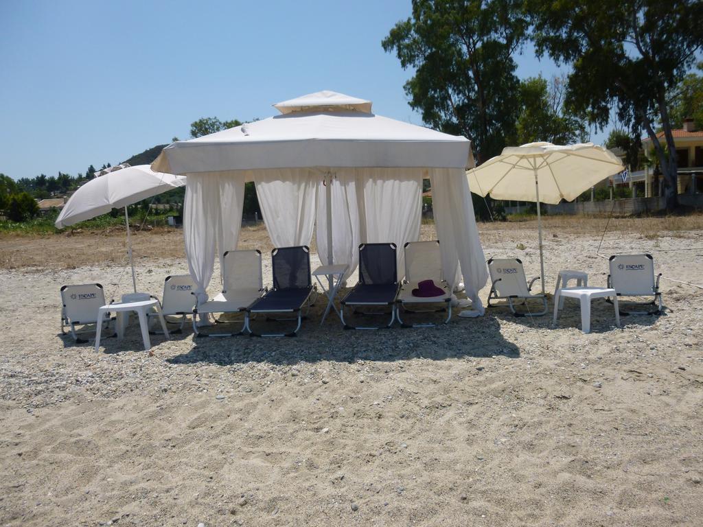 Efi Pefkochori