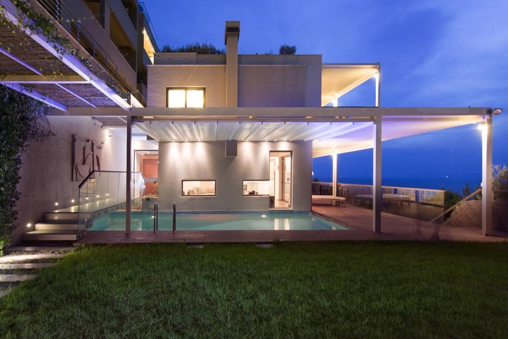 Hidden Sanctuary In Saronida Villa *