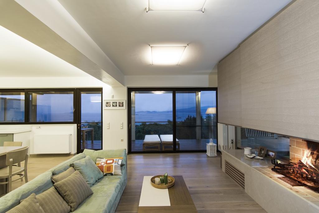 Hidden Sanctuary In Saronida Villa Anavyssos