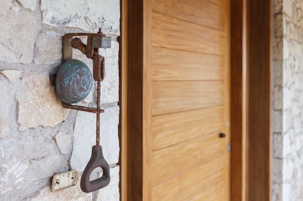 Vrysomylos Villa *