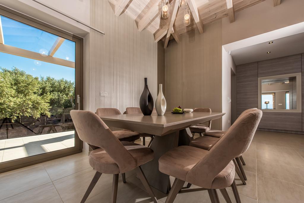 Villa Avra Luxury & Keri