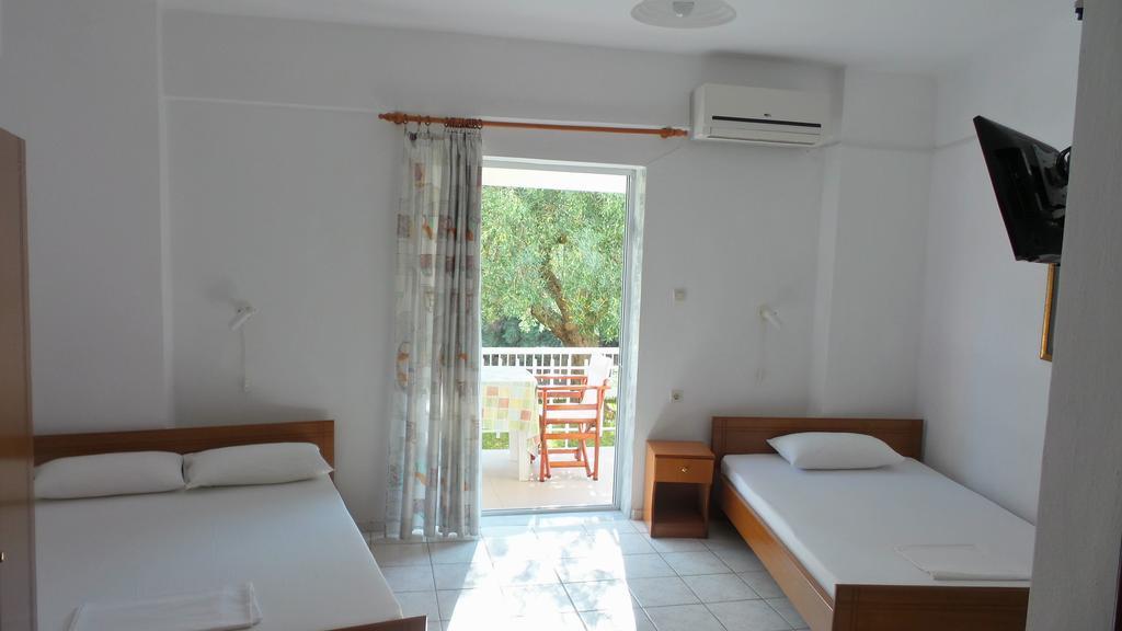 Studios Kaintas * Agia Paraskevi (Kassandra)