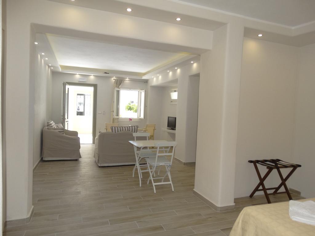 Naxos Oceamo 2*