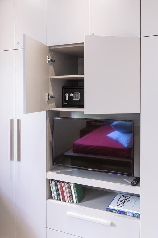 Luxury 2 Bdrm 10' Minutes Walk From The Acropolis
