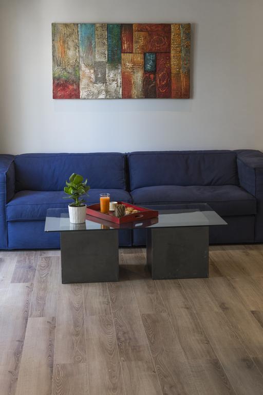 Luxury 2 Bdrm 10' Minutes Walk From The Acropolis Apartment *