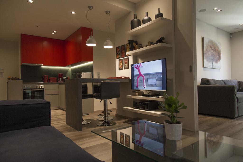 Luxury 2 Bdrm 10' Minutes Walk From The Acropolis