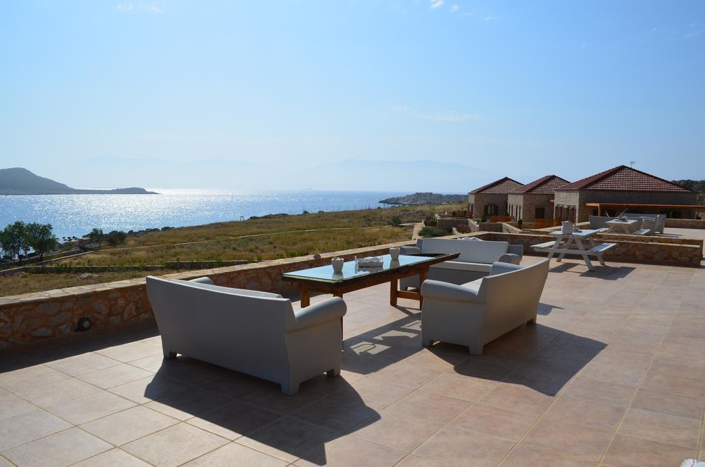 Aristoteles Chalki Town