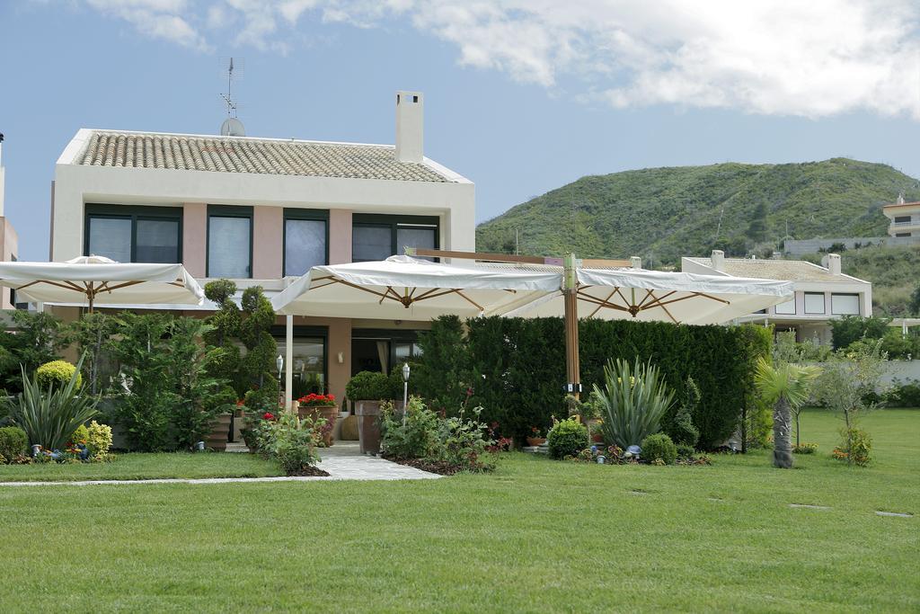 Efi Villa *