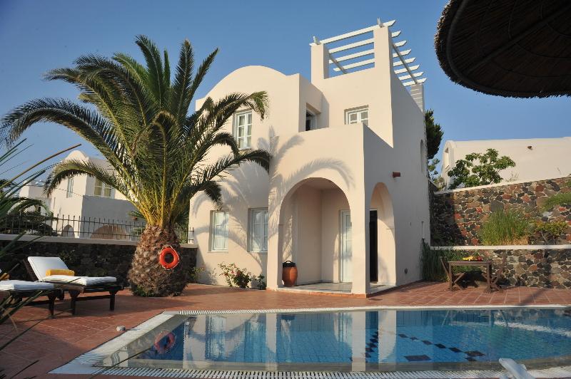 Hotel Pantheon Deluxe 4*