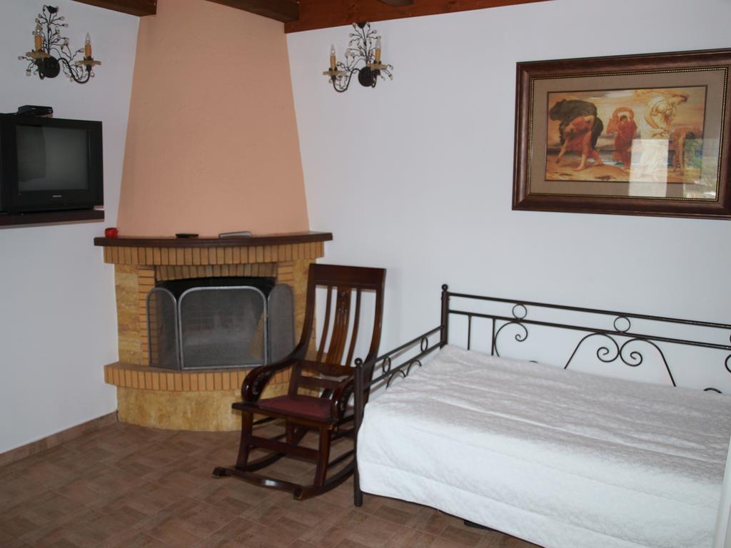 Agia Anna Apartments *