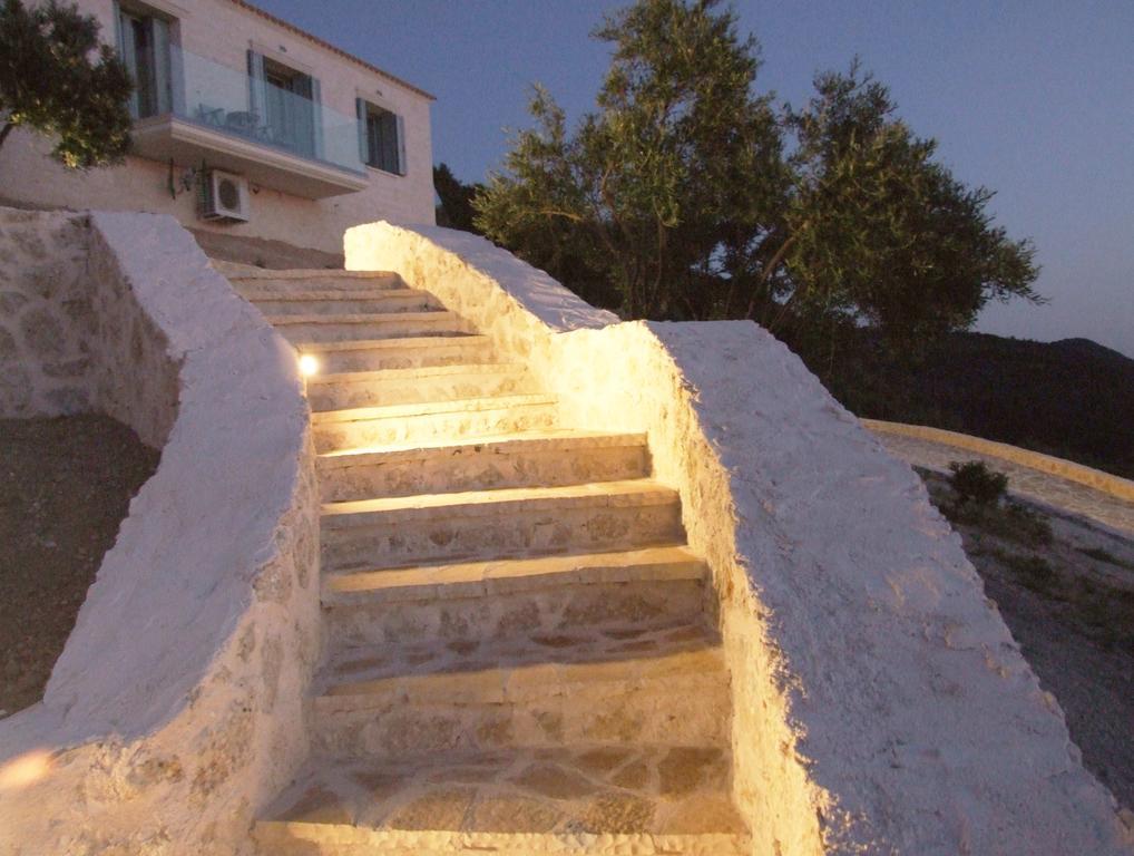 Villa Kampaki Stone Agios Nikitas