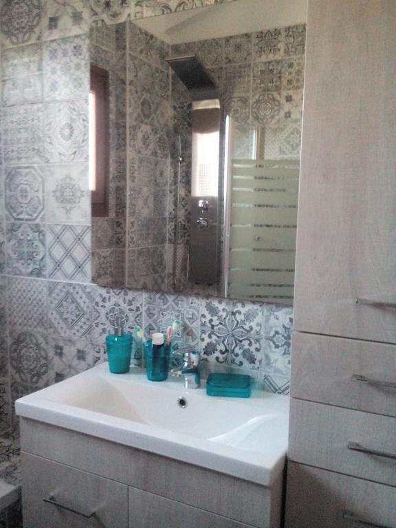 Androniki Villa *