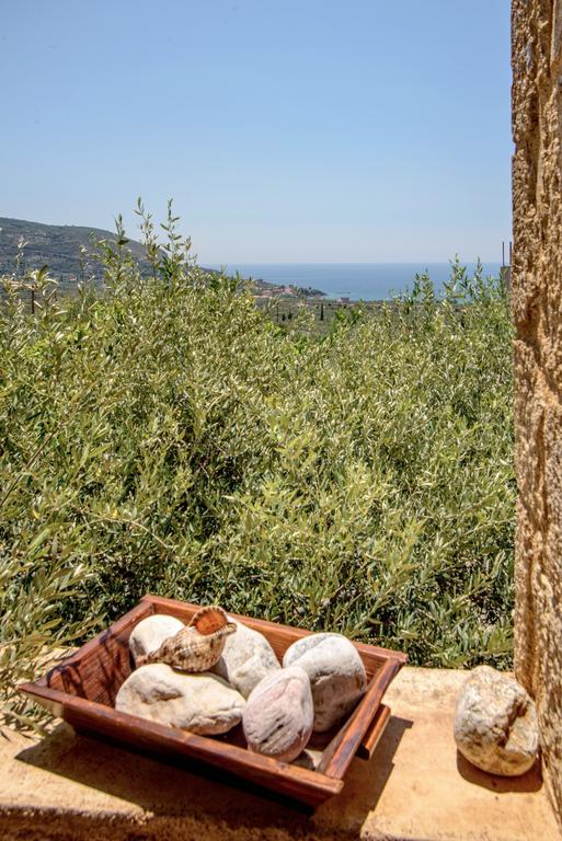 Orfea's Place Riglia