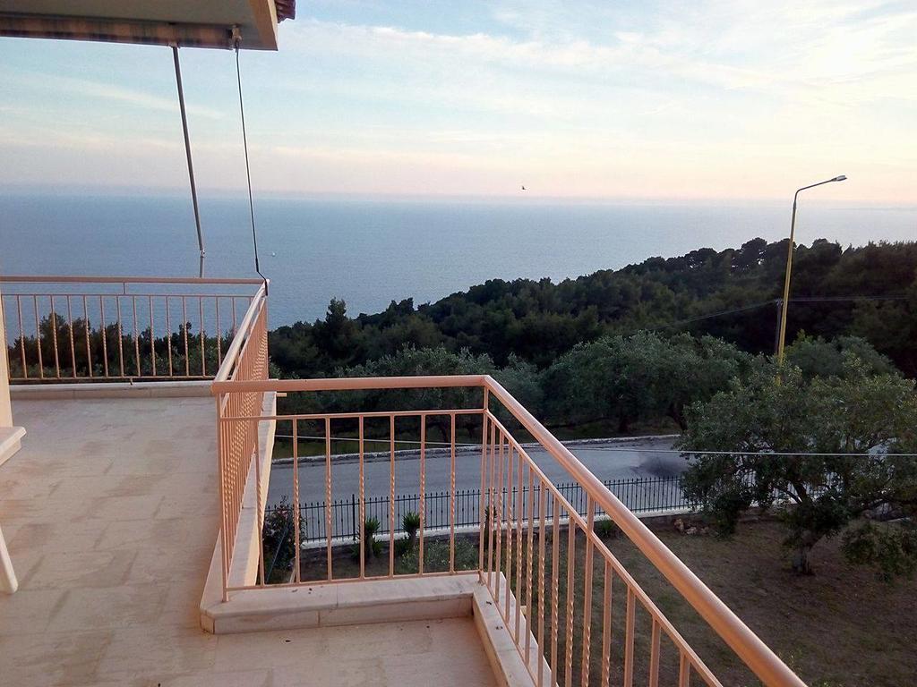 Horizon Blue Apartment